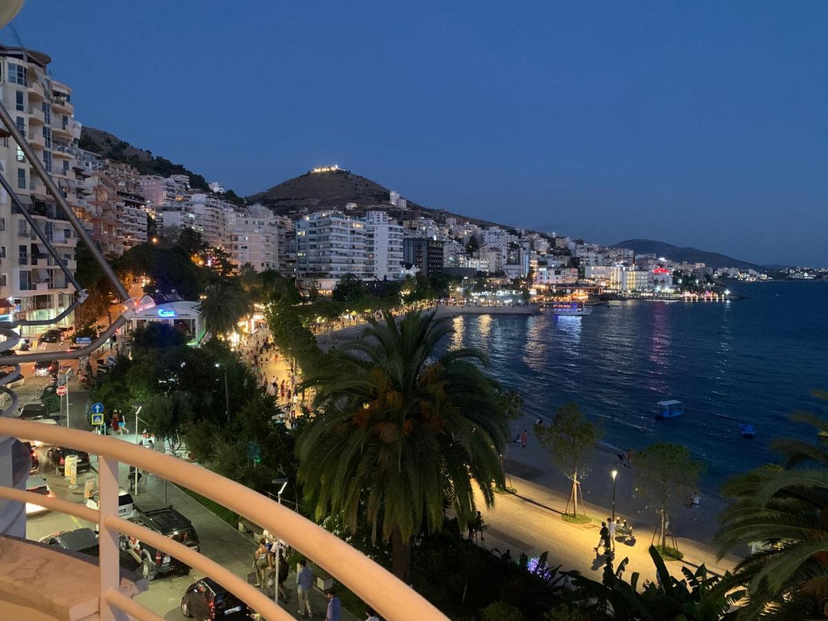 Caramel Sun Studios Apts Sarandë Eksteriør billede