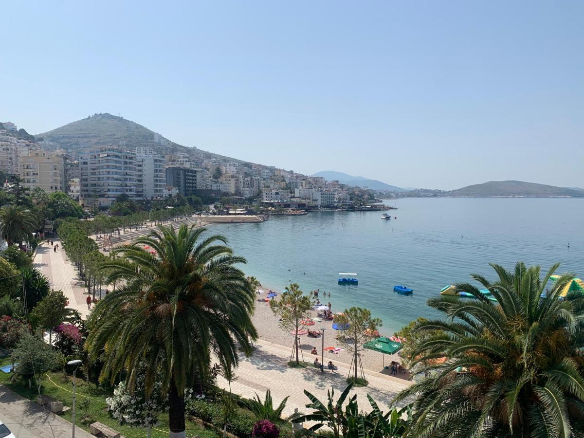 Caramel Sun Studios Apts Sarandë Eksteriør billede