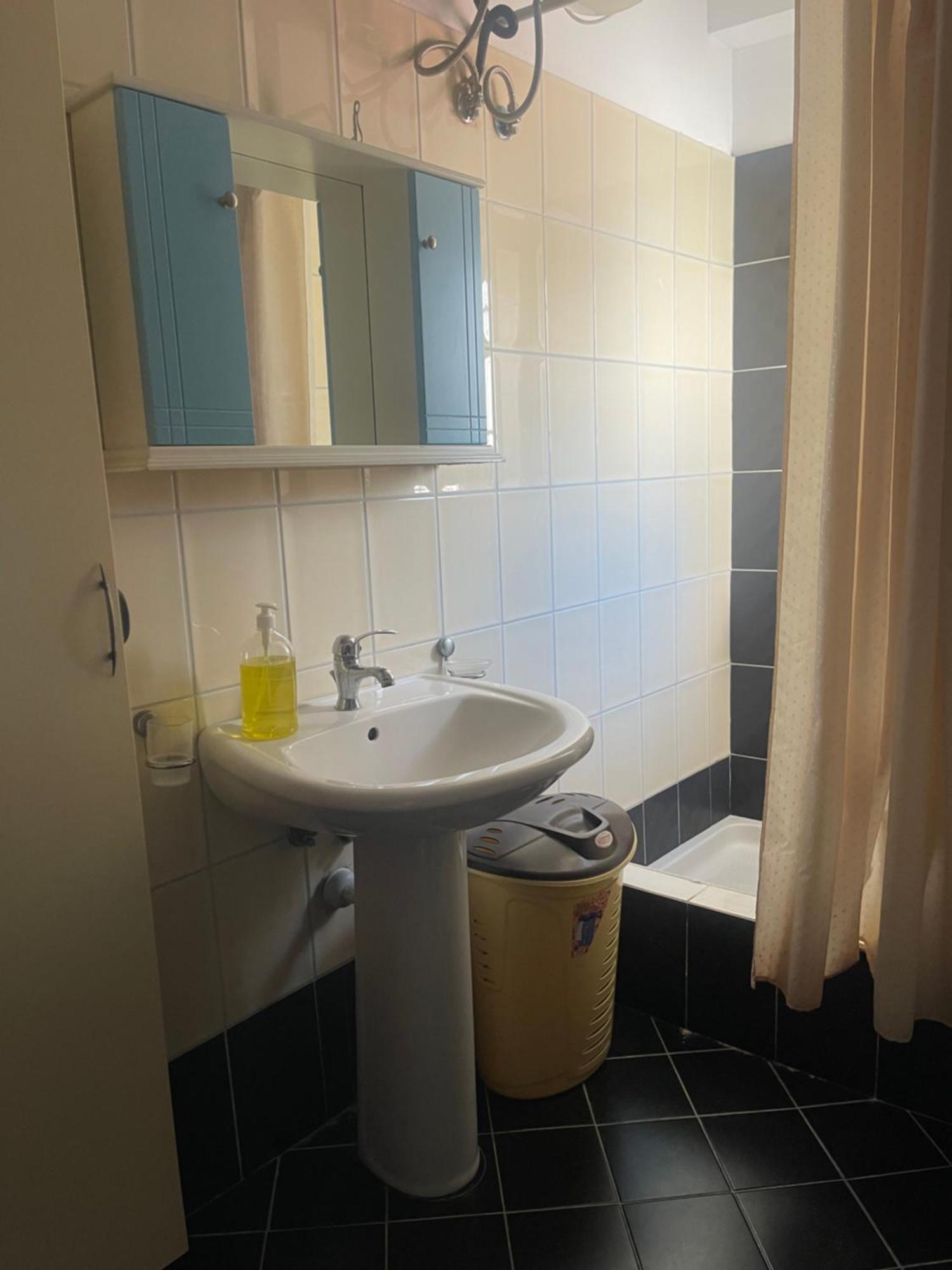 Caramel Sun Studios Apts Sarandë Eksteriør billede